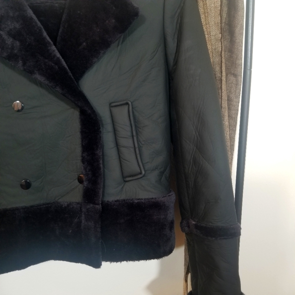 BB DAKOTA Dark Gray Black Faux Fur Lightweight Coat - Picture 4 of 9